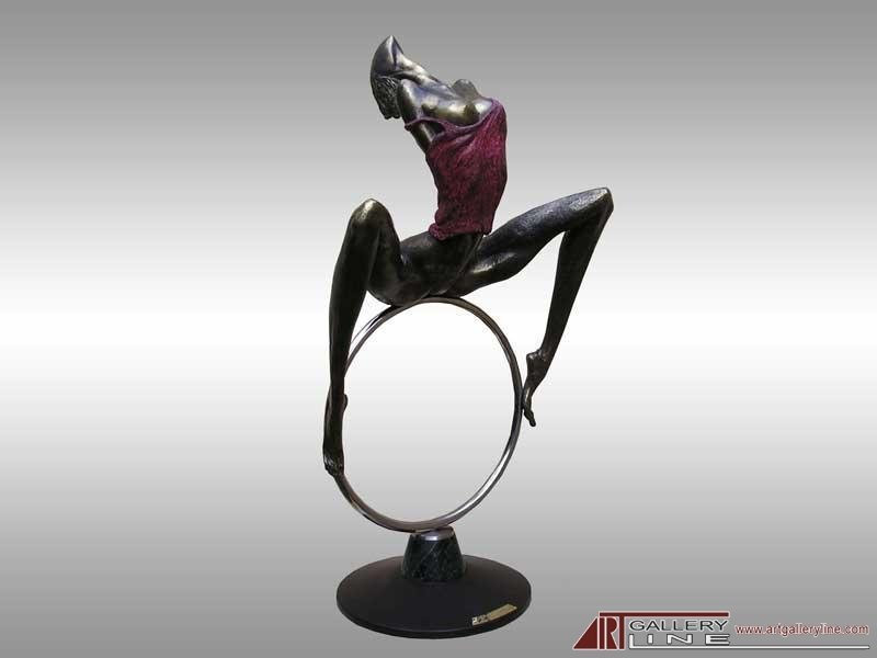 Woman on the Ring 9/9